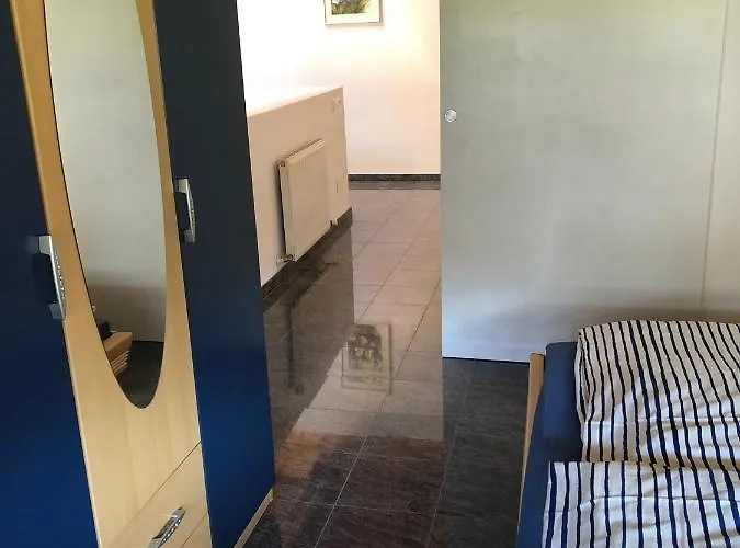 Wohnstrasse 11 公寓